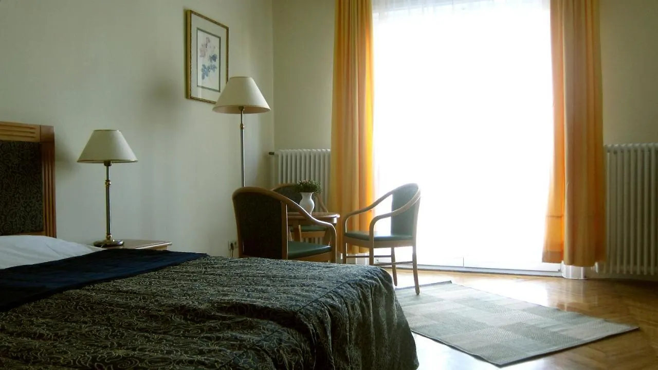 Flatneartocastlehill Apartment Budapest